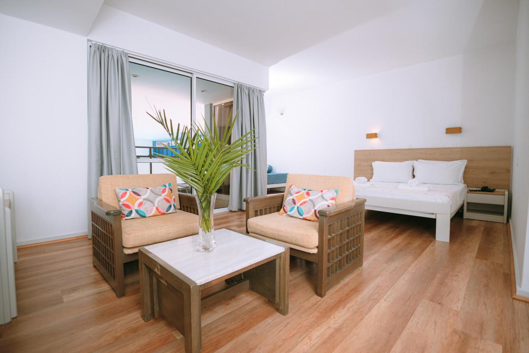 Santa Marina Unique Hotel อายิโอสนิโกลาโอส ห้อง รูปภาพ