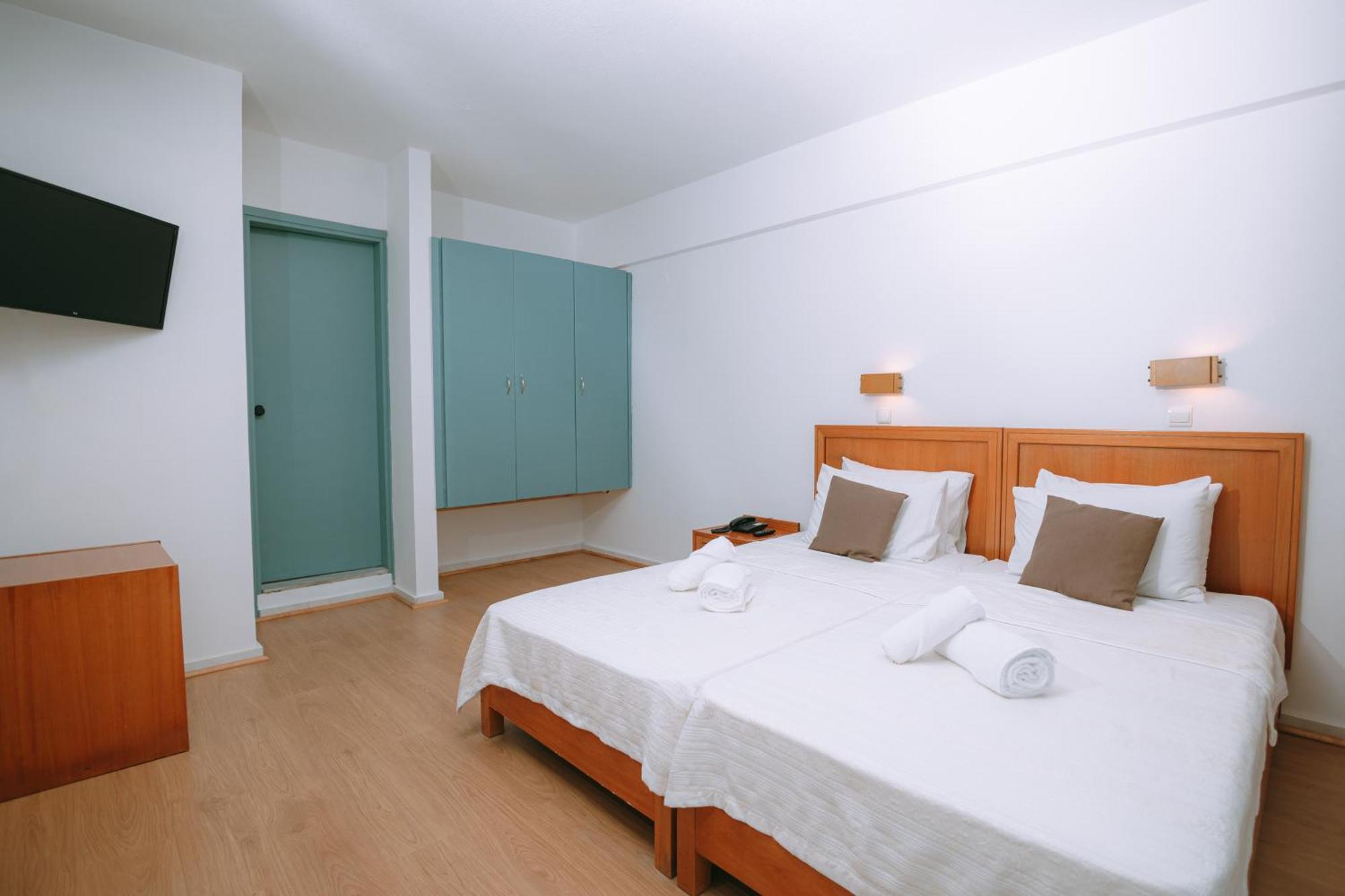 Santa Marina Unique Hotel อายิโอสนิโกลาโอส ห้อง รูปภาพ