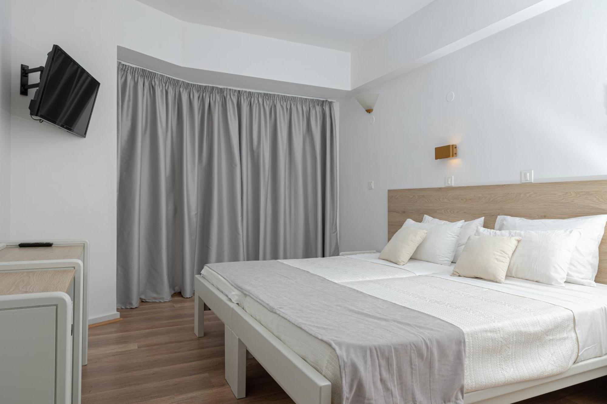 Santa Marina Unique Hotel อายิโอสนิโกลาโอส ห้อง รูปภาพ